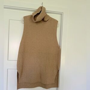 H&M sleeveless turtleneck sweater